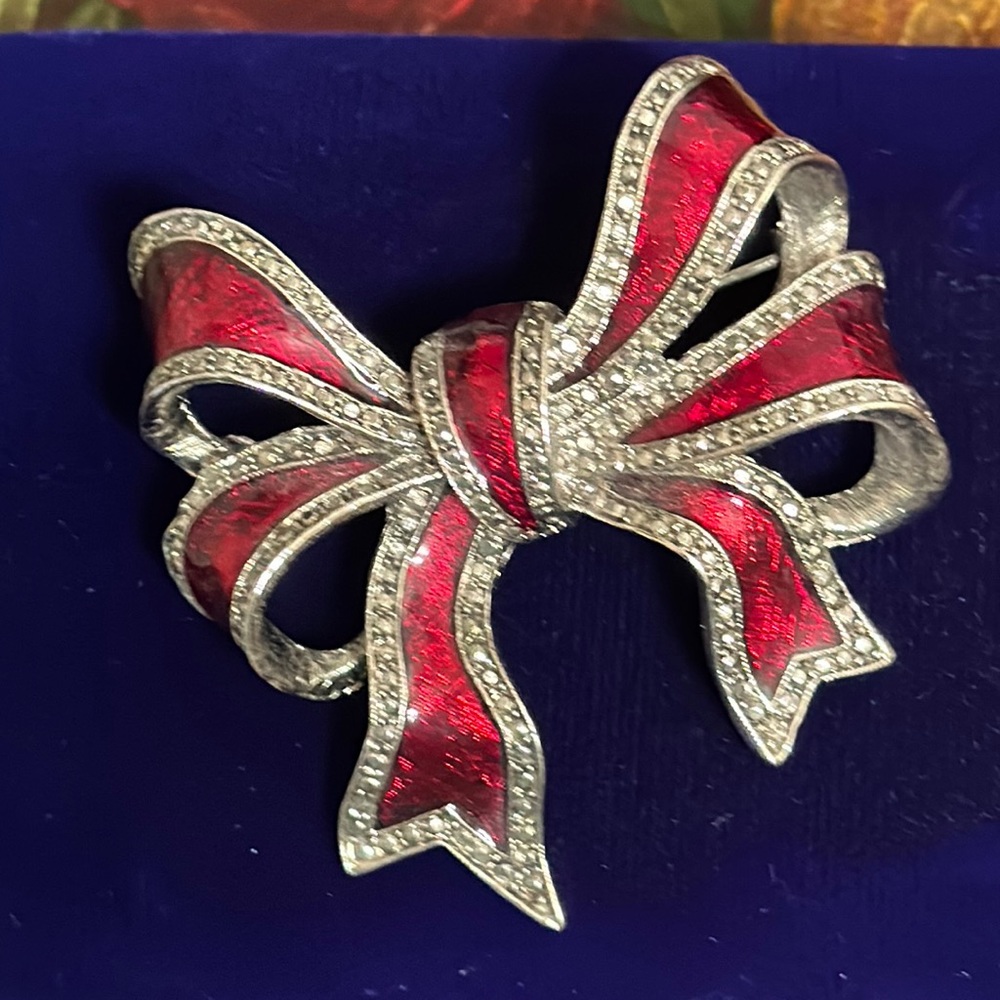 Bow red enamel/Marcasite brooch Signed L J vintage 2” x 2”